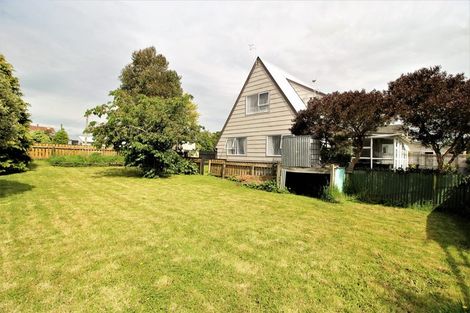 Photo of property in 11 Ross Street, Woodville, 4920