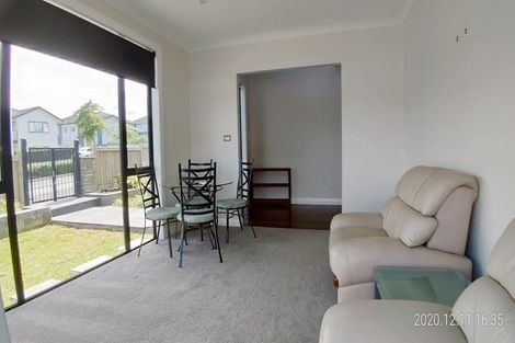 Photo of property in 27 Te Oneroa Way, Long Bay, Auckland, 0630