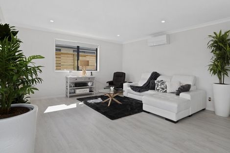 Photo of property in 4 Pip Way, Omokoroa, 3114