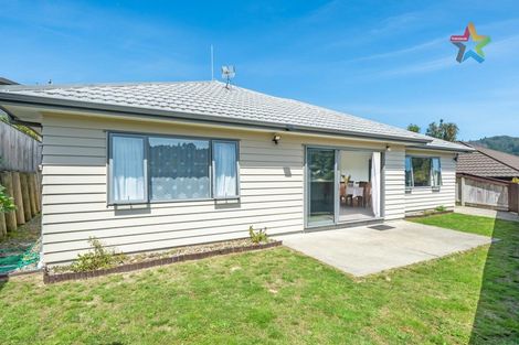 Photo of property in 23 Speldhurst Grove, Stokes Valley, Lower Hutt, 5019