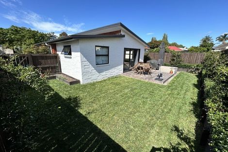 Photo of property in 43b Banbury Crescent, Fairfield, Hamilton, 3214