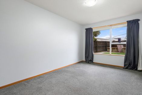 Photo of property in 15 Algie Place, Avonhead, Christchurch, 8042