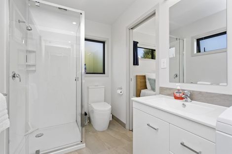 Photo of property in 268 Thornton Road, Cambridge, 3496