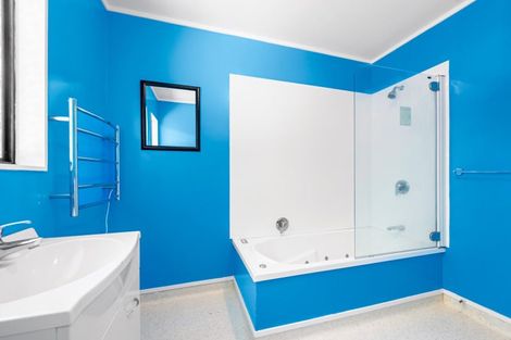 Photo of property in 1/25 Invercargill Drive, Kelson, Lower Hutt, 5010