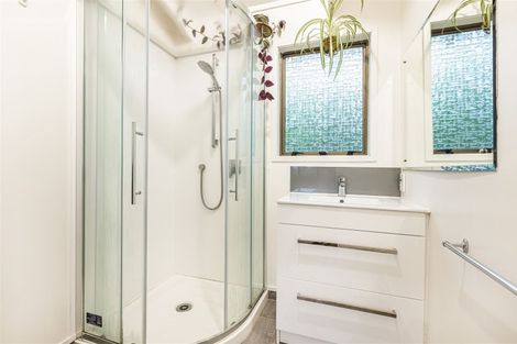 Photo of property in 43 Lonely Track Road, Fairview Heights, Auckland, 0632