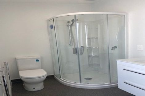 Photo of property in 28b Collins Avenue, Tawa, Wellington, 5028