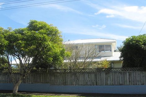Photo of property in 35 Budleigh Street, Frankleigh Park, New Plymouth, 4310