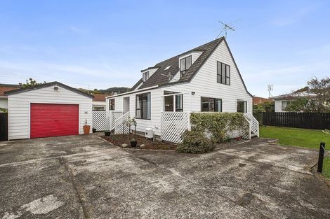 Photo of property in 6b Beauchamp Street, Tawa, Wellington, 5028