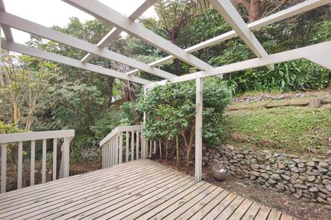 Photo of property in 8a Wattle Grove, Maungaraki, Lower Hutt, 5010