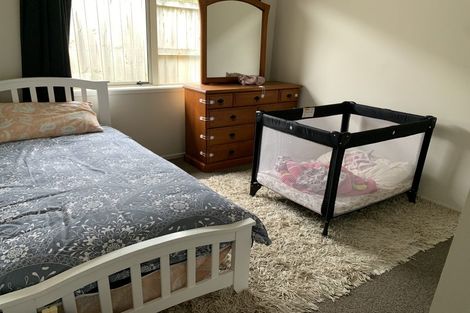 Photo of property in 220 Ballintoy Park Drive, Welcome Bay, Tauranga, 3175