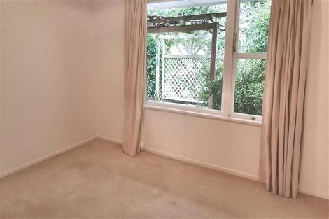 Photo of property in 6 Walton Avenue, Waikanae, 5036