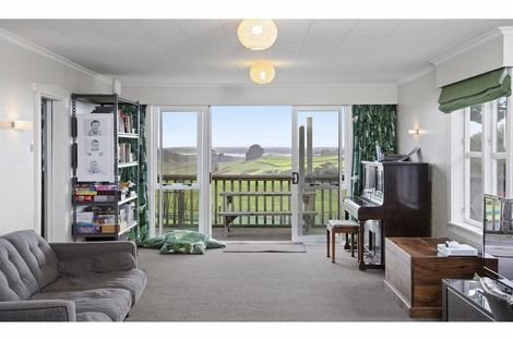 Photo of property in 230 Gleeson Road, Pollok, Waiuku, 2683