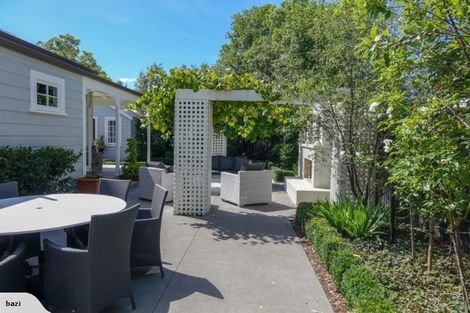 Photo of property in 10 Dixon Street, Carterton, 5713