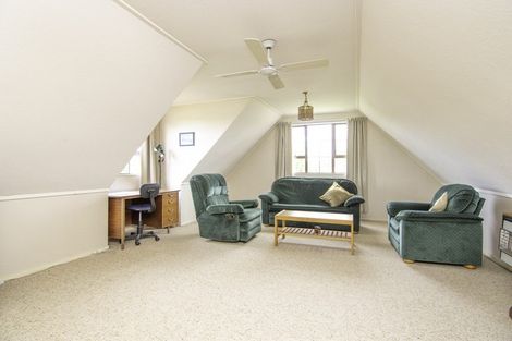 Photo of property in 68 Pencarrow Street, Highbury, Palmerston North, 4412