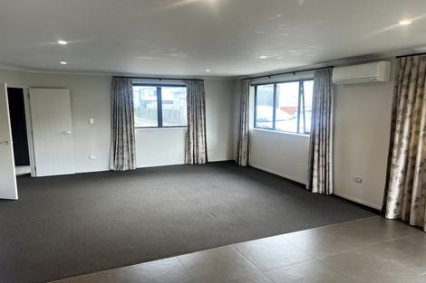 Photo of property in 9 Harris Road, Mount Wellington, Auckland, 1051