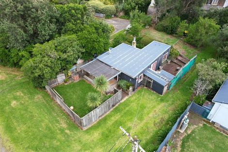 Photo of property in 71 Rua Avenue, Waitarere Beach, Levin, 5510