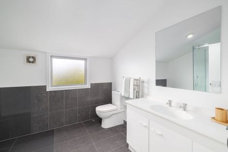 Photo of property in 1/86 Springfield Road, St Albans, Christchurch, 8014