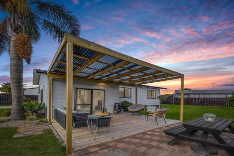 Photo of property in 262 Gravatt Road, Papamoa Beach, Papamoa, 3118