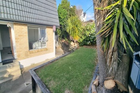 Photo of property in 1/137 Rangatira Road, Beach Haven, Auckland, 0626