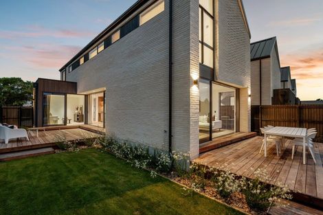 Photo of property in 152 Idris Road, Strowan, Christchurch, 8052