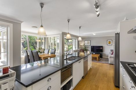 Photo of property in 17 Willowbank Close, East Tamaki Heights, Auckland, 2016