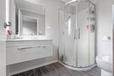 Photo of property in 2/120 Mahoe Street, Melville, Hamilton, 3206