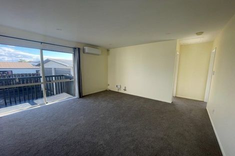 Photo of property in 6 Marco Place, Highland Park, Auckland, 2010