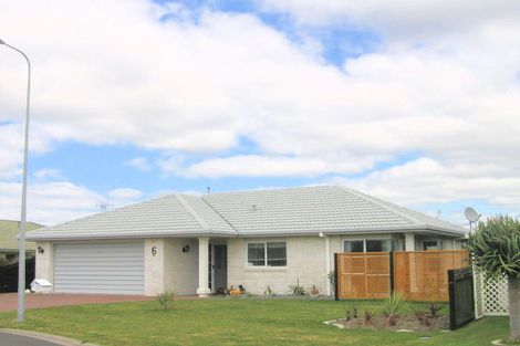 Photo of property in 6 Lasiandra Place, Mount Maunganui, 3116