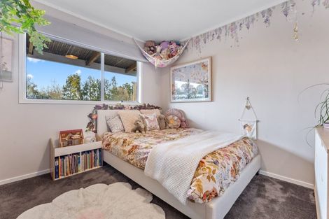 Photo of property in 2326 State Highway 16, Helensville, 0875