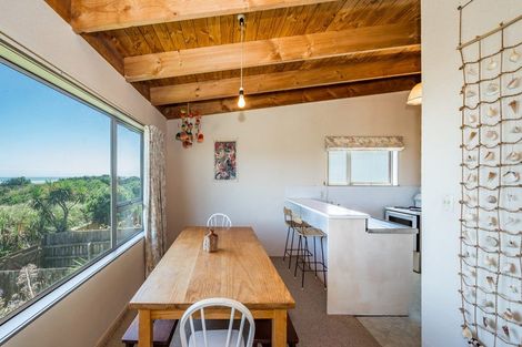 Photo of property in 239 Manly Street, Paraparaumu Beach, Paraparaumu, 5032