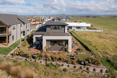 Photo of property in 63 Omega Place, Coastlands, Whakatane, 3120
