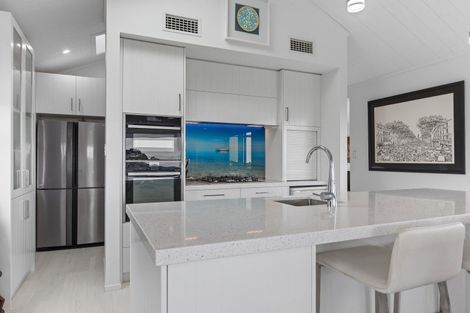 Photo of property in 6 Titoki Way, Waiau Pa, Pukekohe, 2679