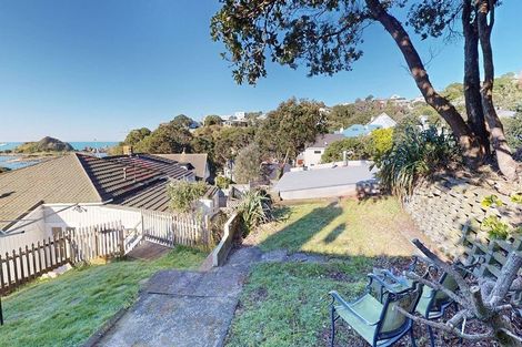 Photo of property in 3-5 Knoll Street, Island Bay, Wellington, 6023
