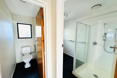 Photo of property in 2/92 North Avon Road, Richmond, Christchurch, 8013