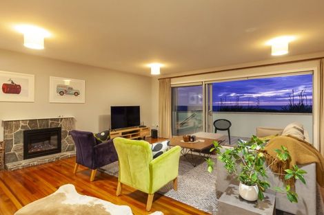 Photo of property in 121 The Parade, Paekakariki, 5034