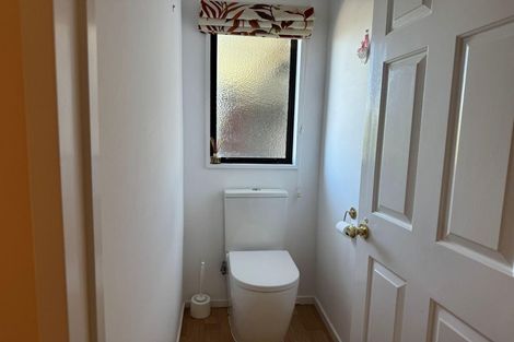 Photo of property in 2/38 Beauford Place, Parklands, Christchurch, 8083