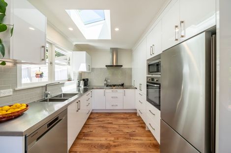 Photo of property in 139 Pinehaven Road, Pinehaven, Upper Hutt, 5019