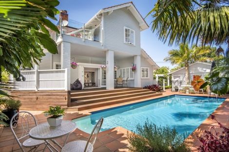 Photo of property in 1 Macky Avenue, Devonport, Auckland, 0624