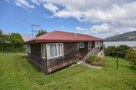Photo of property in 20 Bayne Terrace, Macandrew Bay, Dunedin, 9014