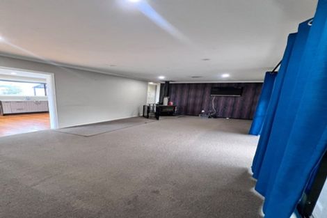 Photo of property in 5 Skerten Avenue, Hornby, Christchurch, 8042