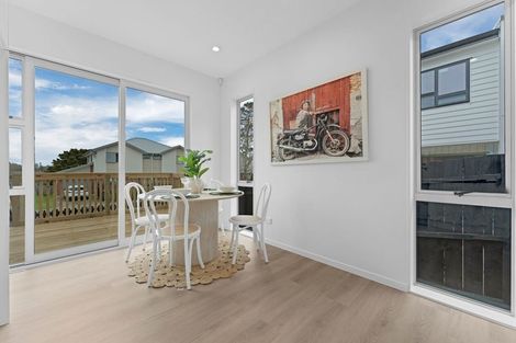 Photo of property in 16c Volante Avenue, Wattle Downs, Auckland, 2103