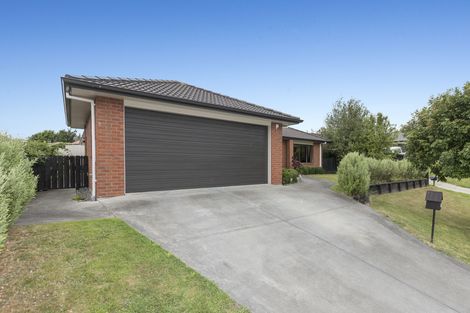 Photo of property in 22 Rosella Drive, Welcome Bay, Tauranga, 3112