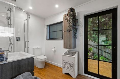 Photo of property in 53 Stillwater Crescent, Stillwater, Silverdale, 0993