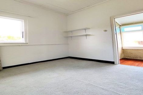 Photo of property in 187 Blockhouse Bay Road, Avondale, Auckland, 0600