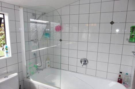 Photo of property in 7 Duggan Place, Johnsonville, Wellington, 6037