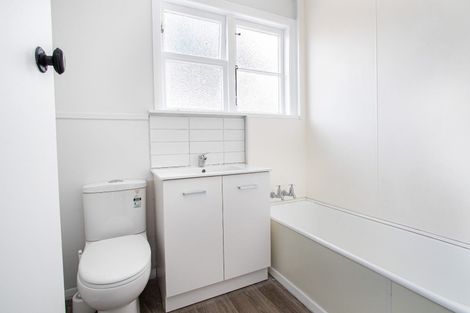 Photo of property in 6 Newall Street, Hamilton East, Hamilton, 3216