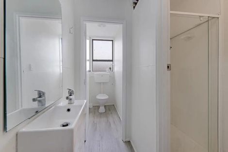 Photo of property in 4/43 Brockworth Place, Riccarton, Christchurch, 8011