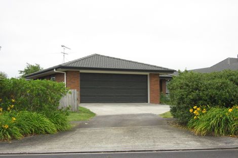 Photo of property in 23 Parkhaven Drive, Rosehill, Papakura, 2113
