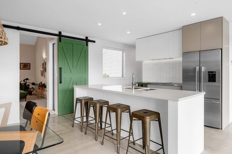 Photo of property in 77 Alan Livingston Drive, Cambridge, 3434