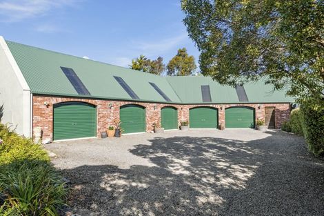 Photo of property in 18 Rockview Place, Mount Pleasant, Christchurch, 8081